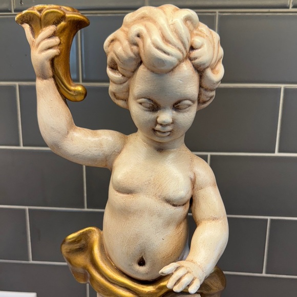 Elegant Gold and Cream Decor Accents - Picture 2 of 12